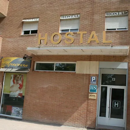 Hostal Puente De Piedra-3